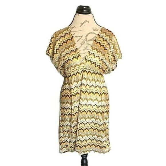 Charming Charlie Dress Size Large V Low Neckline and back Knee-length Pull Over - Picture 1 of 11